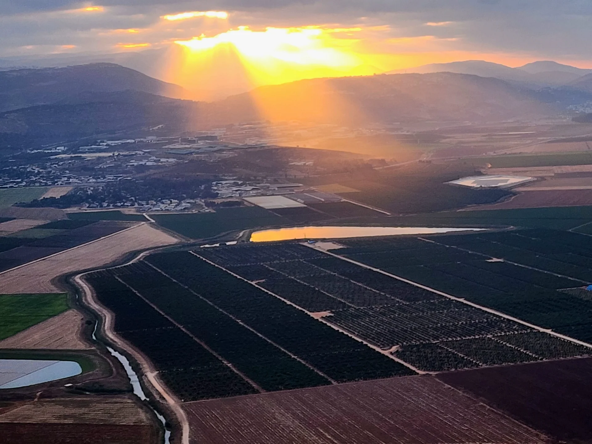 20230811_062018-scaled